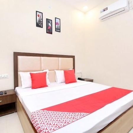 Forever Inn hotel near golden temple Amritsar Eksteriør billede